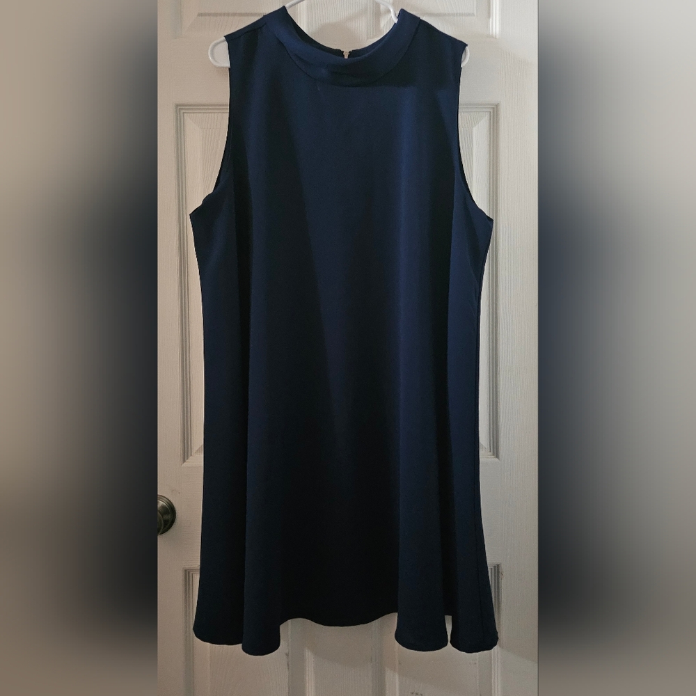 Flowy Sleeveless Cocktail Dress